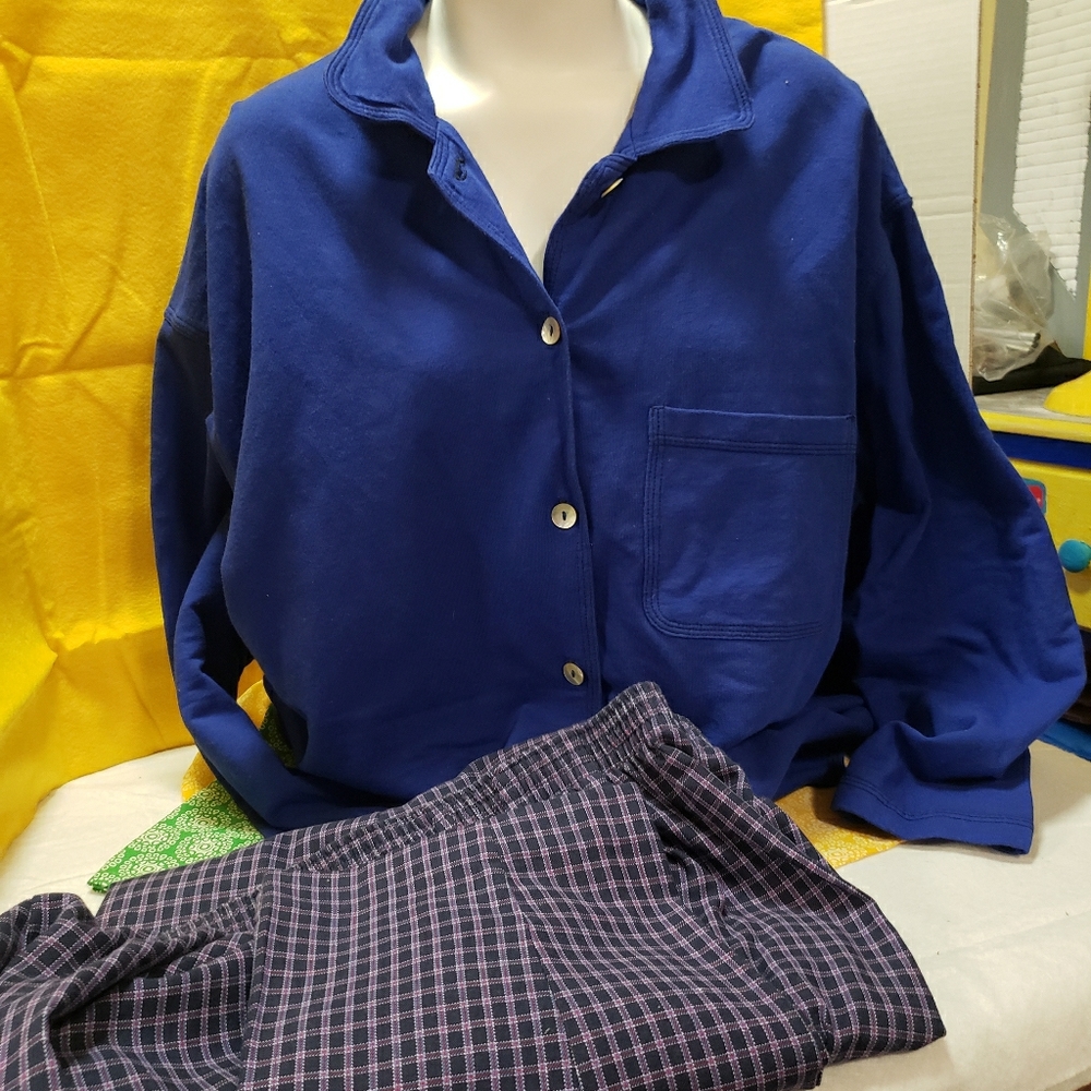 Hot cotton to peice pants and top long sleeve